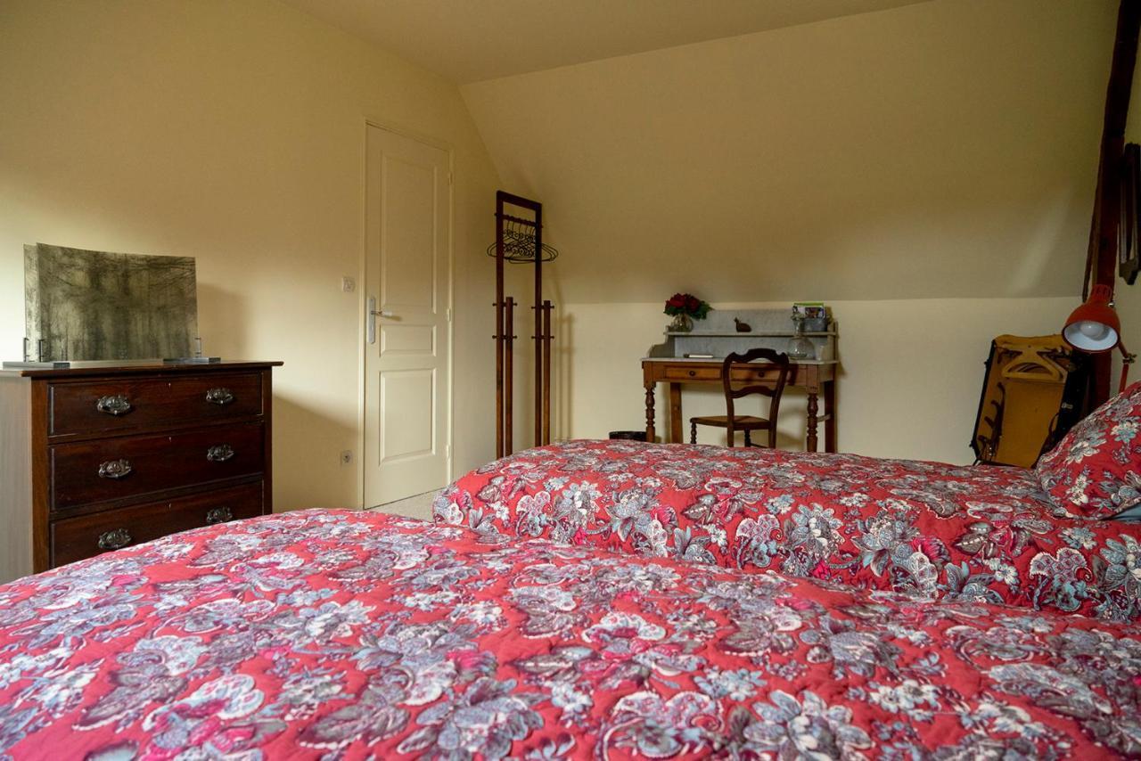 Chambre D'Hotes Chez Artiste Verrier, La Perriere - Perche Exteriör bild