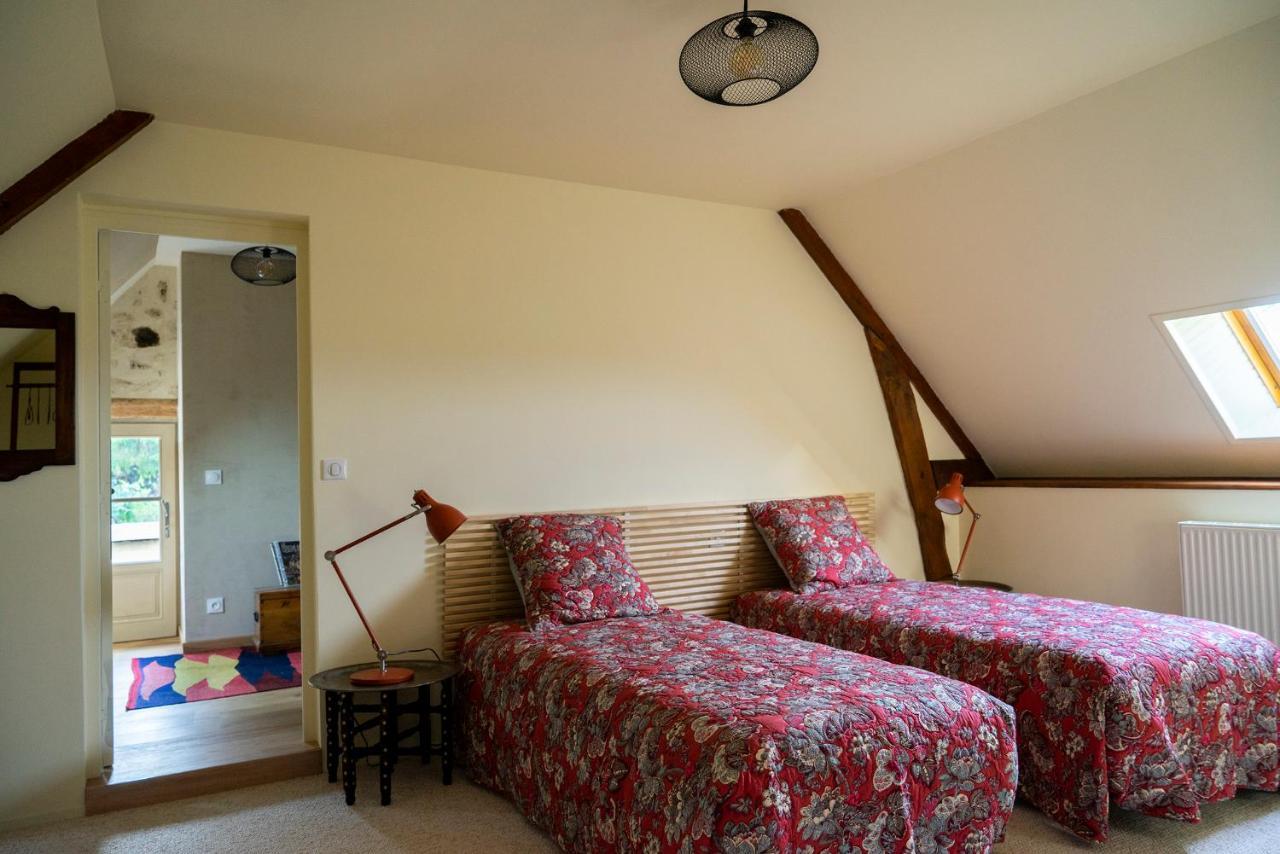 Chambre D'Hotes Chez Artiste Verrier, La Perriere - Perche Exteriör bild